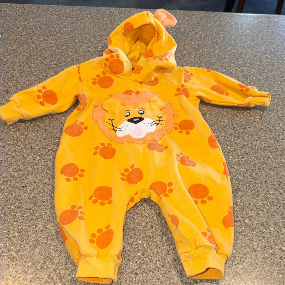 Vintage y2k lion one piece suit
